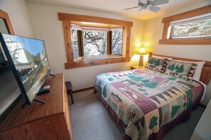 1 bedroom, free WiFi - Sunnyside Knoll: 9 1 Bedroom Cabin (Estes Park)