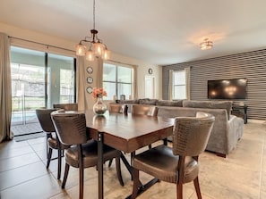 Dining - Champions Gate Oasis - 7 Bed - Private Pool 7 Bedroom Home (Davenport)