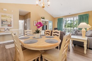 Dining - Arbor Trace #832 2 Bedroom Condo by RedAwning (North Myrtle Beach)