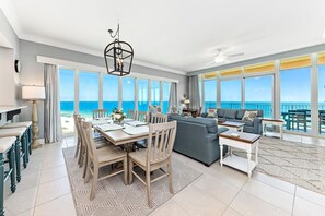 Condo, 4 habitaciones | Restaurantes