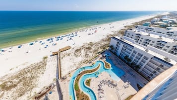 Condo, 4 habitaciones | Playa | En la playa