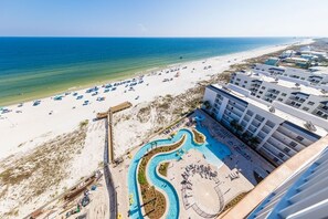 Condo, 4 habitaciones | Playa | En la playa 