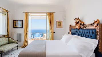 4 bedrooms, in-room safe, desk, soundproofing