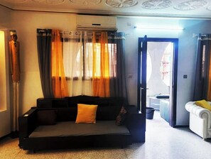 Living area - Elegant housing (Lomé)