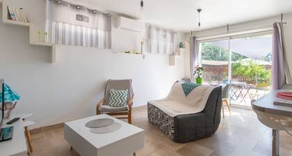 Au Coeur De L'Olivette - Climatisée avec piscine