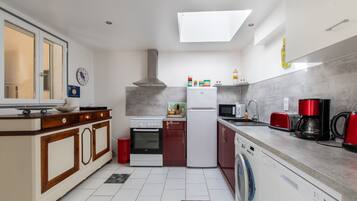 Køleskab, mikrobølgeovn, ovn, opvaskemaskine