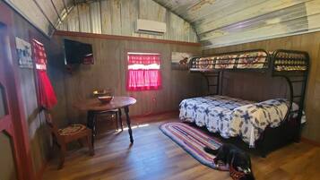 1 habitación, wifi y ropa de cama