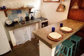 Geladeira, fogão, cooktop, liquidificador