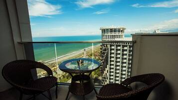 Premium Apartment | Terrace/patio