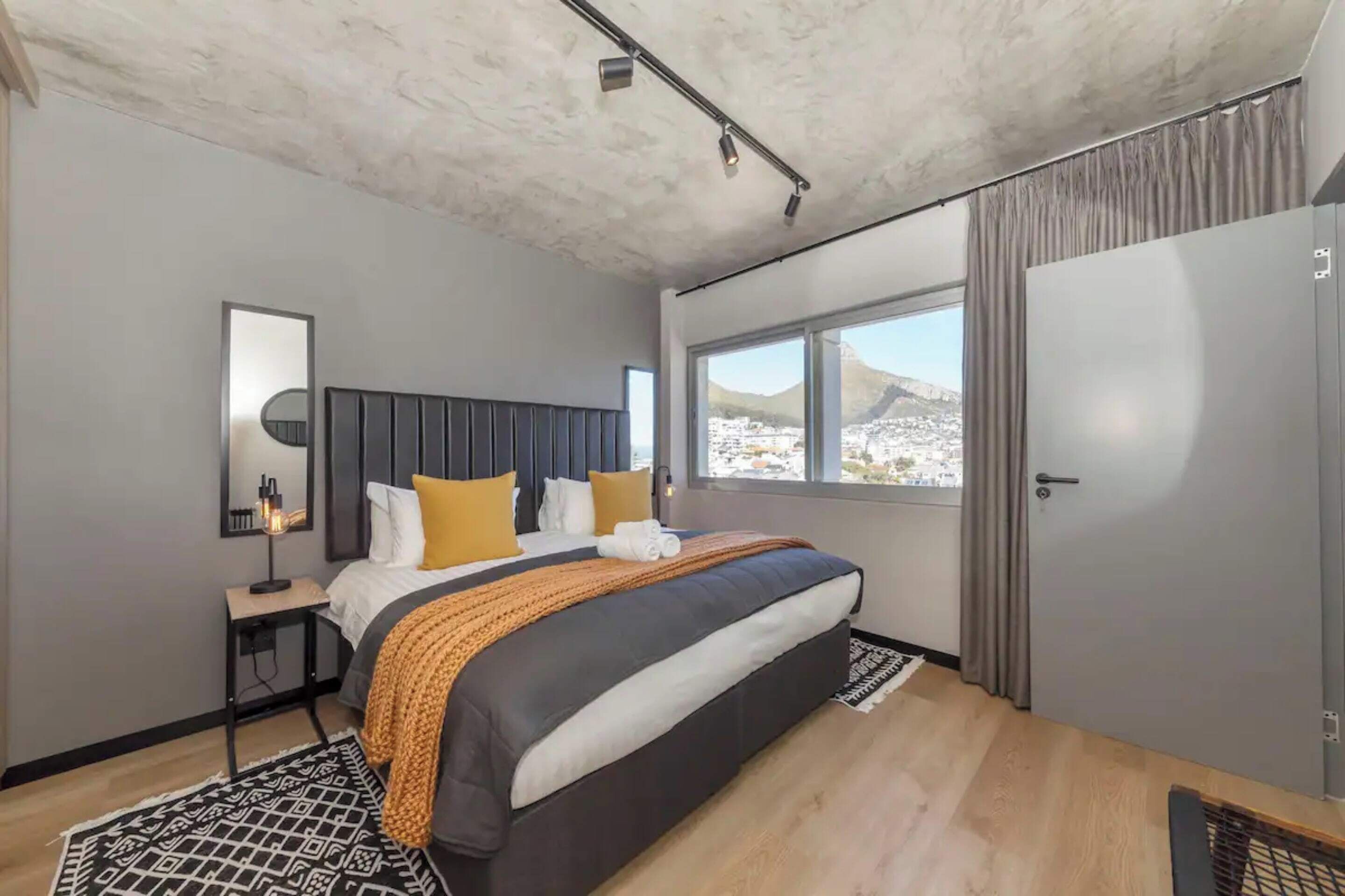 1 غرفة نوم وملاءات أسرّة