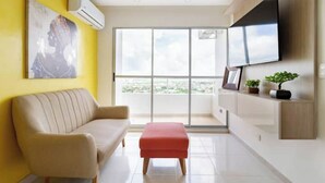 Smart TV - Upper Floor Apartment (Torices)