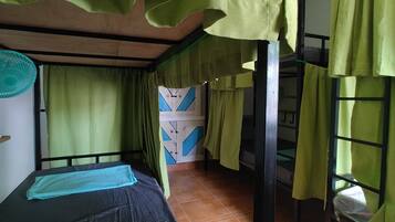 Free WiFi, bed sheets