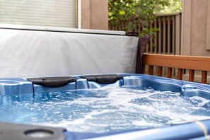 室外 SPA 浴缸