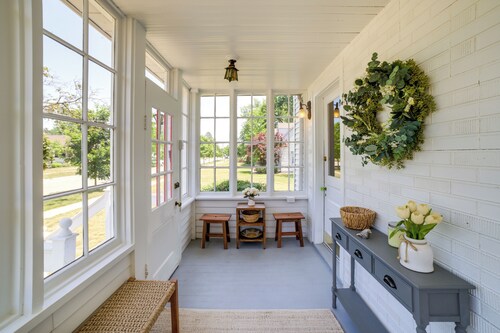 Charming Chesterton Home: w/ Idyllic Location!
