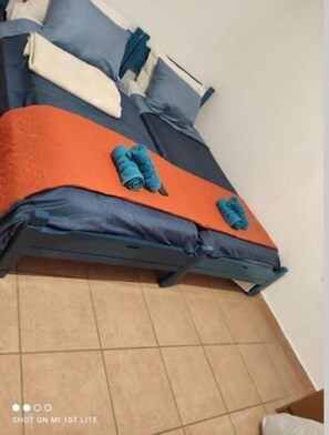 1 soverom, strykejern/-brett, wi-fi og sengetøy