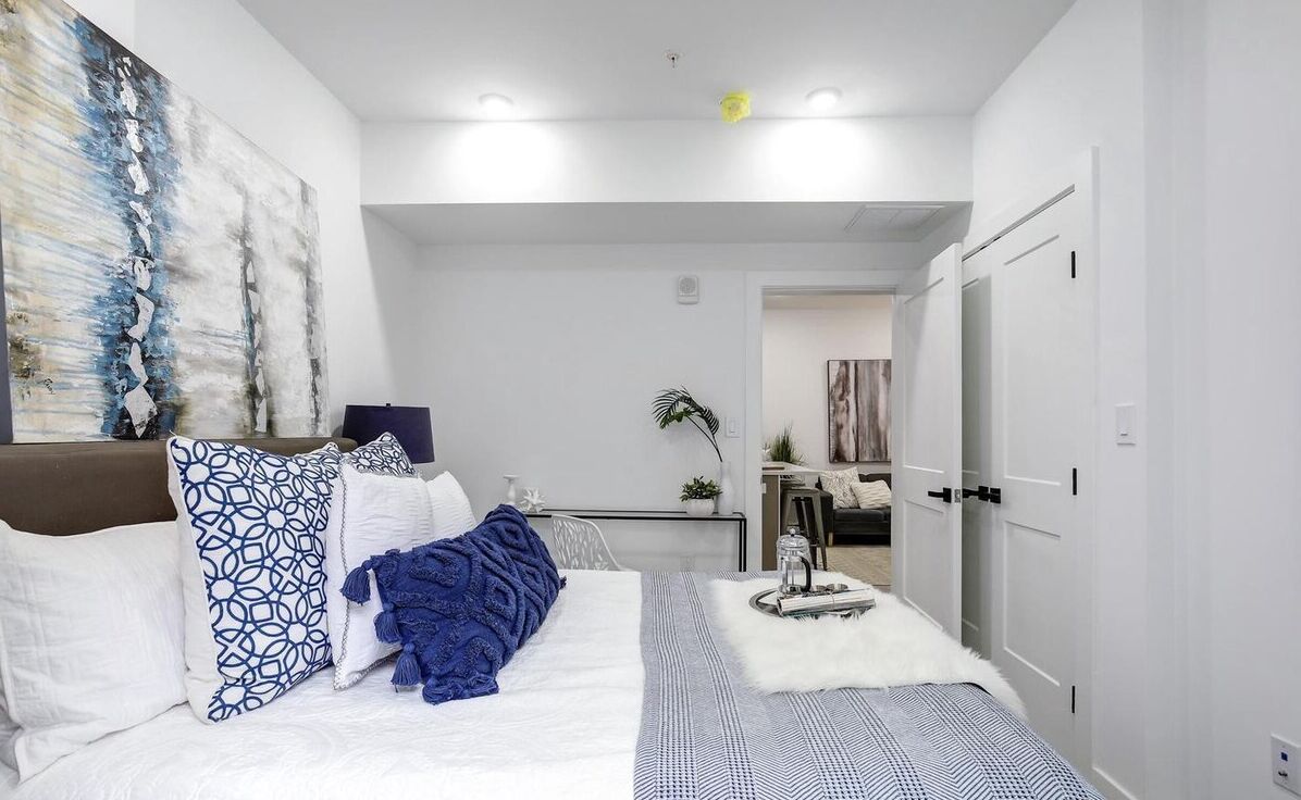 2 habitaciones y escritorio 