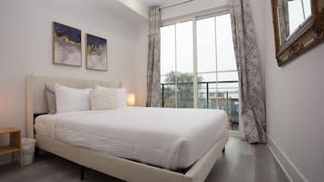 2 bedrooms, iron/ironing board, internet, bed sheets