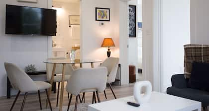 Capitol Hill Stay with Stunning Skyline View