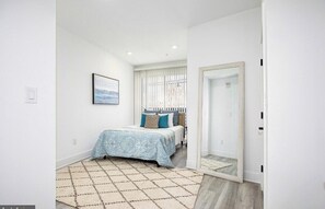 1 chambre, fer et planche à repasser, accès Internet, draps fournis