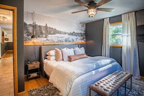 4 Schlafzimmer, Schreibtisch, Bügeleisen/Bügelbrett, Reisekinderbett