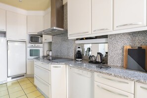 Fridge, microwave, oven, dishwasher