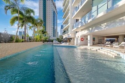 The Brass Room  Pineapple Wyndham Surfers Paradise
