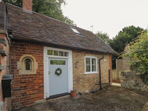 Exterior - Chapel Cottage (Pershore)