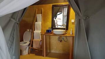 Shower, towels, soap, shampoo