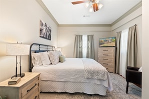 1 Schlafzimmer, Bügeleisen/Bügelbrett, kostenloses WLAN, Bettwäsche