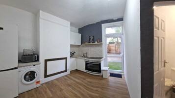 Apartment | Private kitchen | Fridge, microwave, oven, stovetop