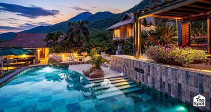 Ecological Reserve Private Villa w/ Pool+Jacuzzi!