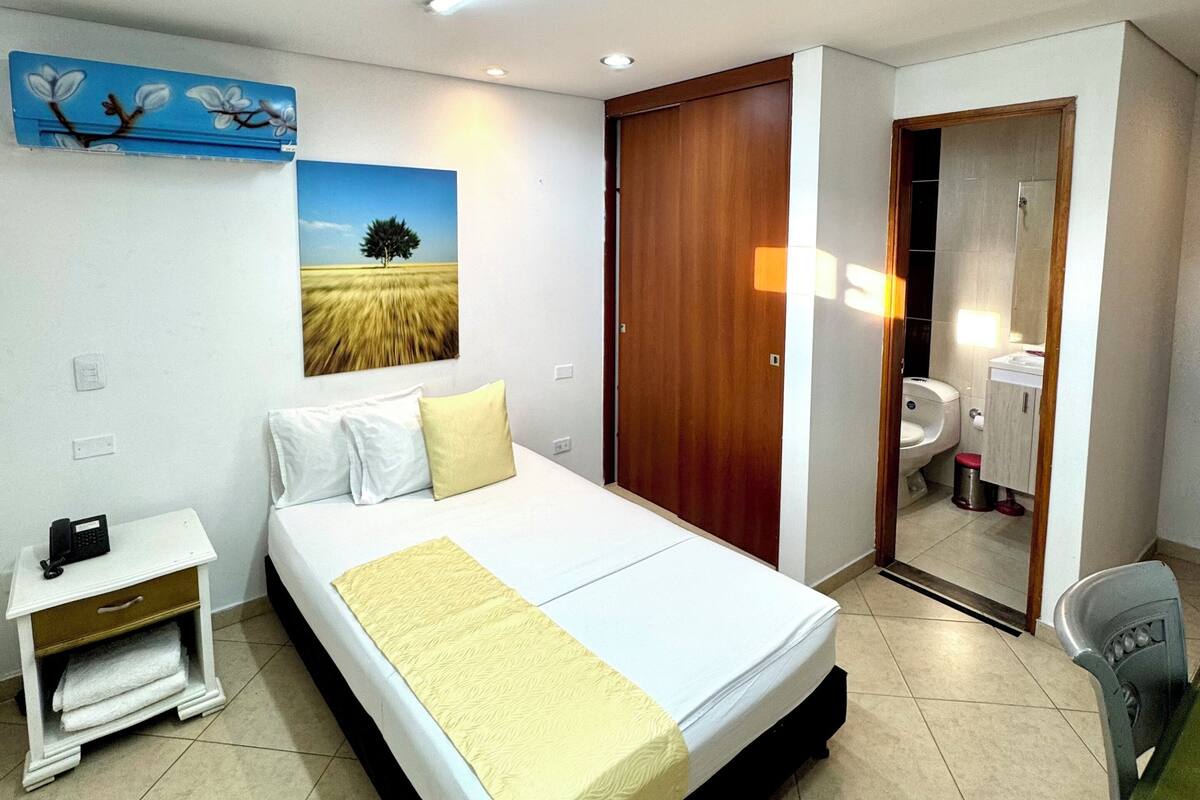 ห้องเอ็กเซกคิวทีฟซิงเกิล, บริการทำความสะอาด | เครื่องนอนระดับพรีเมียม, มินิบาร์, โต๊ะทำงาน, พื้นที่ทำงานแบบใช้แล็ปท็อป
