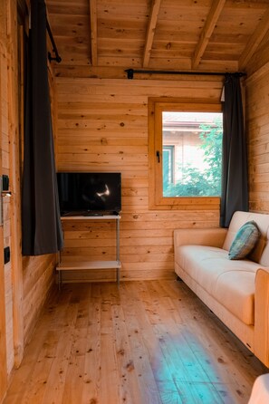 Bungalow économique, non-fumeur, vue sur le jardin | Bureau, espace de travail pour ordinateurs portables