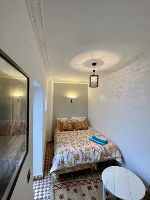 Casa tradicional, 3 habitaciones, accesible para personas con discapacidad, vistas a la ciudad | 3 dormitorios, wifi gratis, ropa de cama