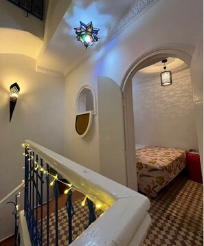 Casa tradicional, 3 habitaciones, con acceso para personas discapacitadas, vista a la ciudad | 3 habitaciones, wifi gratis y ropa de cama