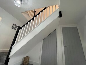 Interior - Perfect for Contractors with on site parking (Brierley Hill)