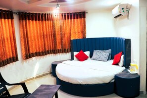 1 Schlafzimmer, Schreibtisch, kostenloses WLAN, Bettwäsche