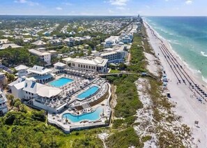 Exterior - Watercolor Oceanfront House Sleeps 8 Amazing Views (Santa Rosa Beach)