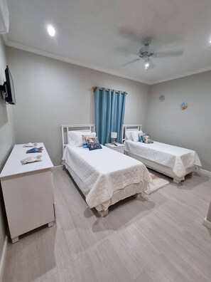 2 Schlafzimmer, Bügeleisen/Bügelbrett, kostenloses WLAN, Bettwäsche