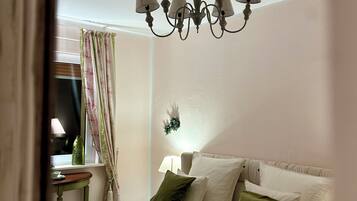 2 Schlafzimmer, Bügeleisen/Bügelbrett, Reisekinderbett, kostenloses WLAN