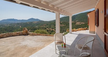 Villa Fiori con Piscina by Wonderful Italy