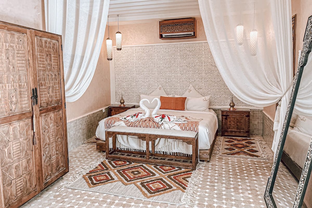 Habitación cuádruple, baño en la habitación (Signature) | 1 habitación, caja de seguridad en la habitación y insonorización