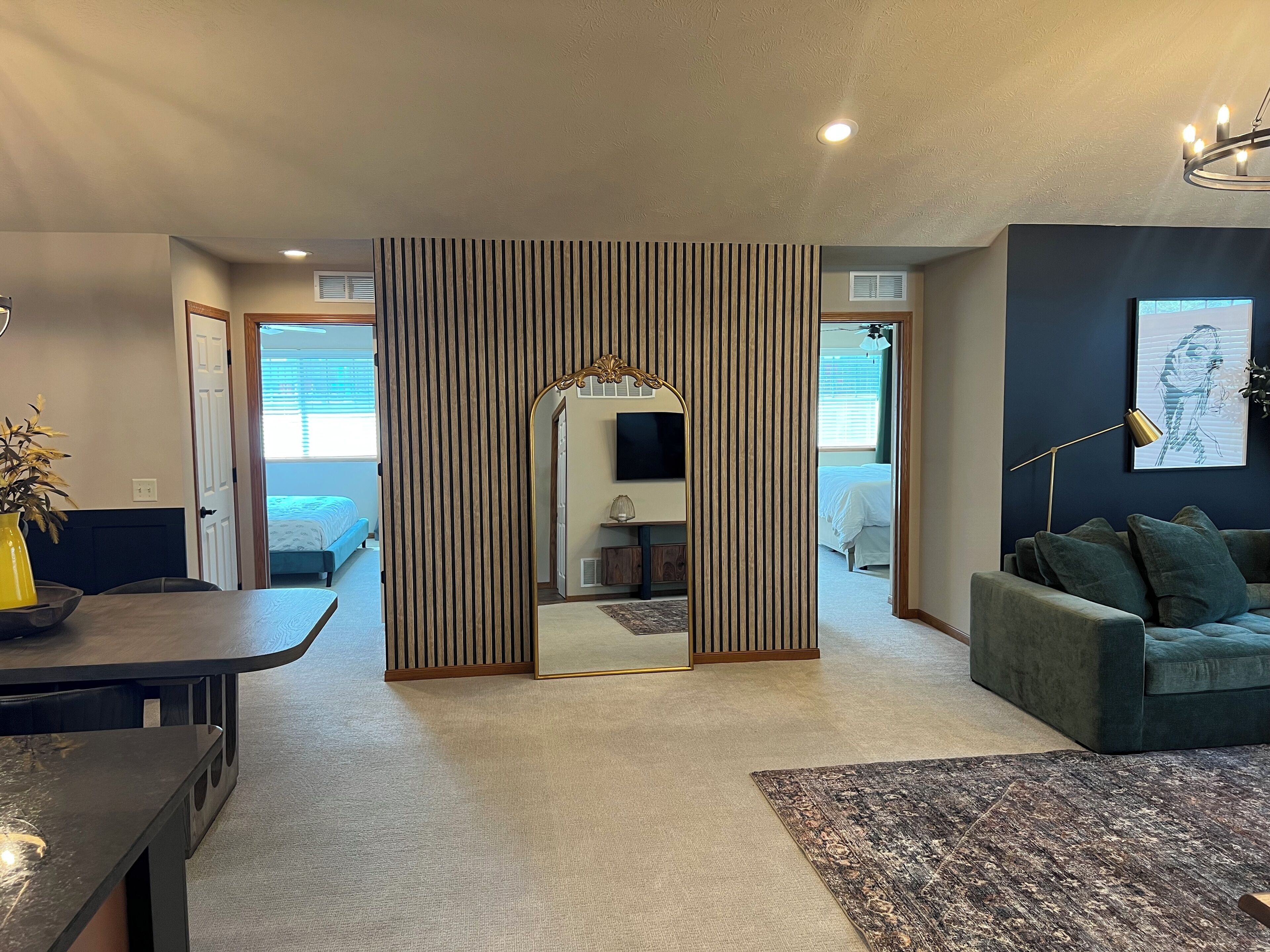 2 slaapkamers, een strijkplank/strijkijzer, wifi, beddengoed