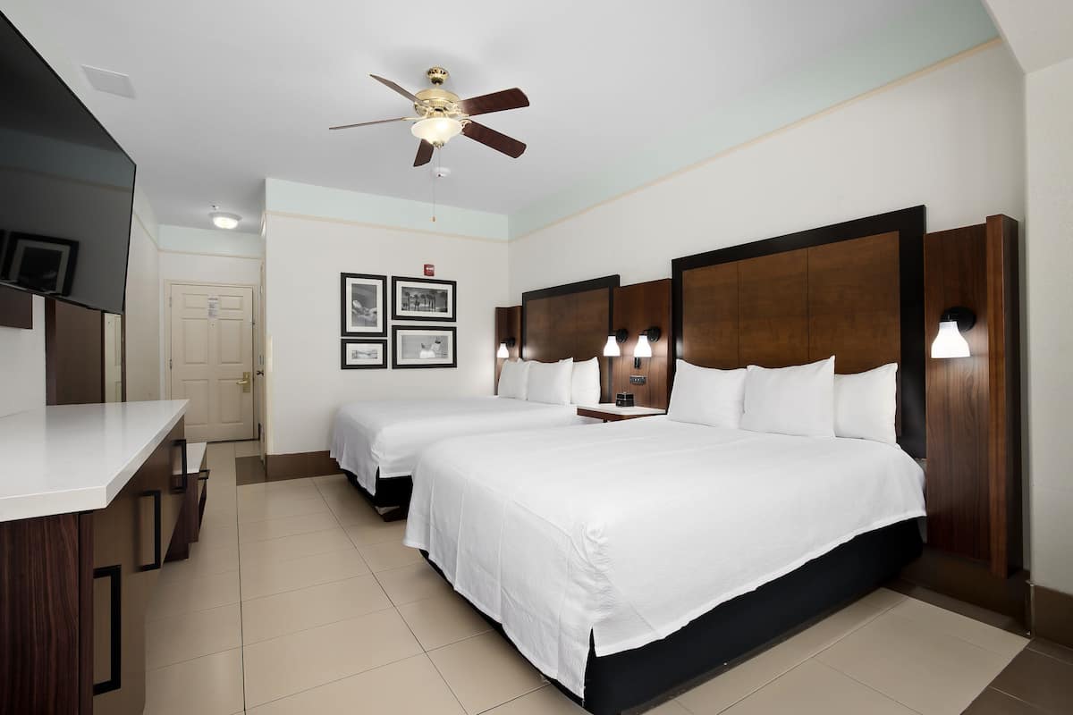 1 bedroom, in-room safe, laptop workspace, iron/ironing board