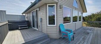 Aqua Marine- 3 minute walk to beach