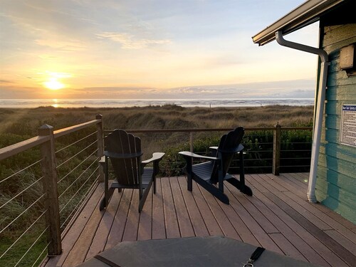 Hazel`s Place- 2 bedroom Home with Unsurpassed Ocean Views