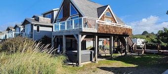 Spindrift - Right on the Beach-New Hot Tub