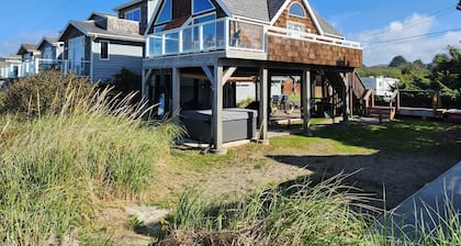 Spindrift - Right on the Beach-New Hot Tub
