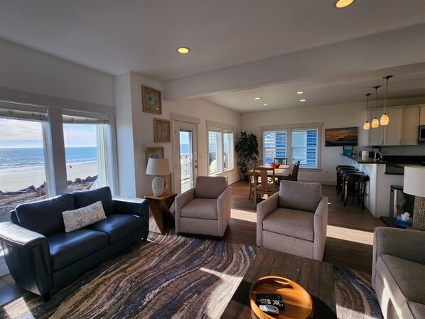 TV, fireplace, DVD player