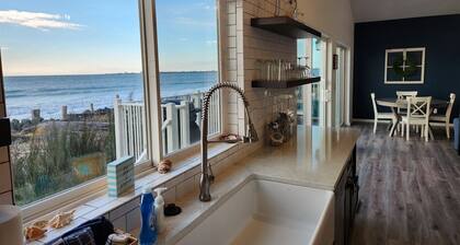 Calypso`s View - Private beach and hot tub